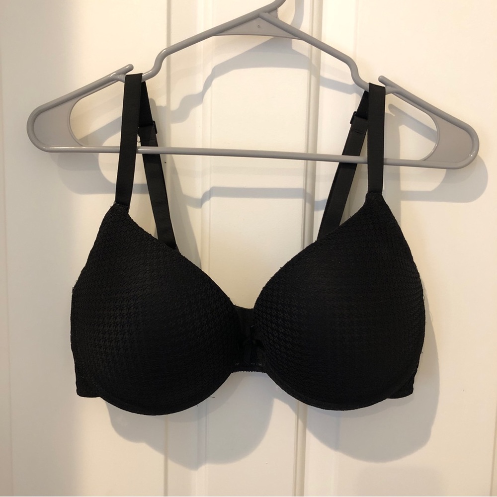 Never worn Laura Ashley 38C bra